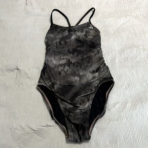 TYR Solid Cutoutfit One Piece Swimsuit